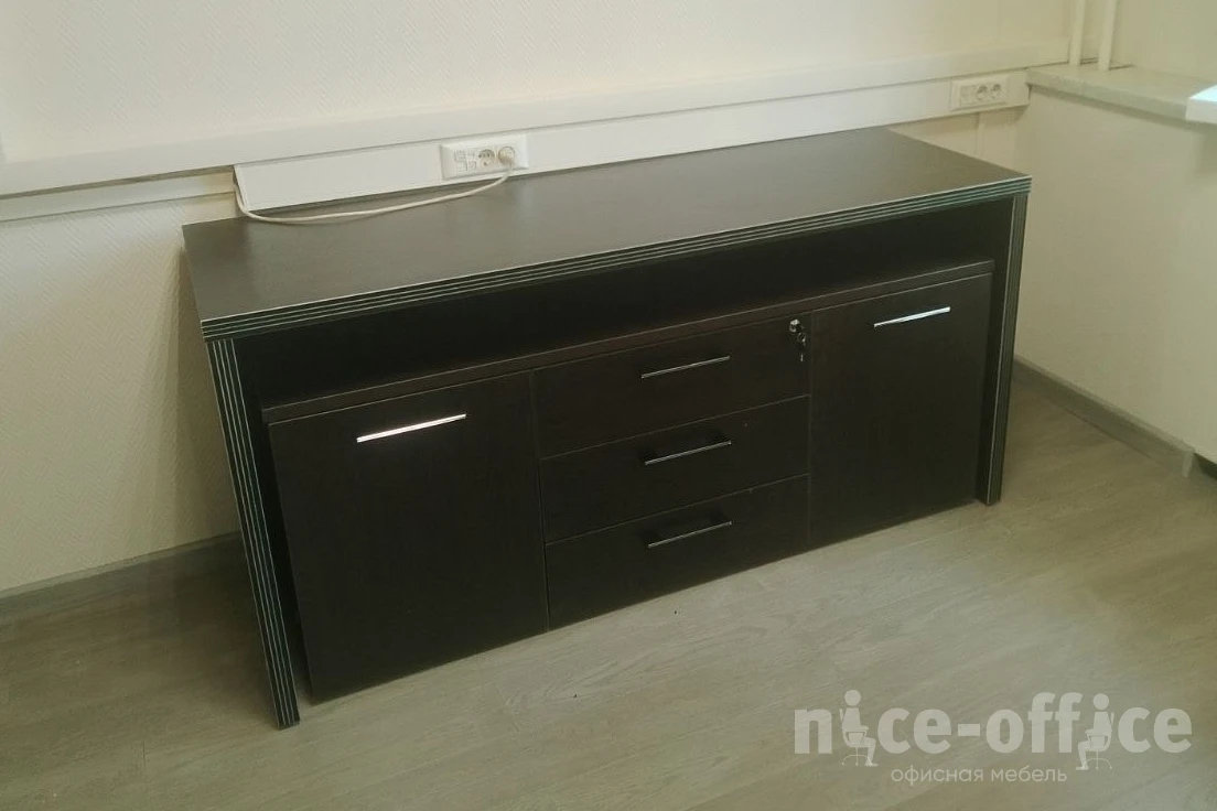Тумба с фригобаром 1640х550х800 TP фото в интерьере 1